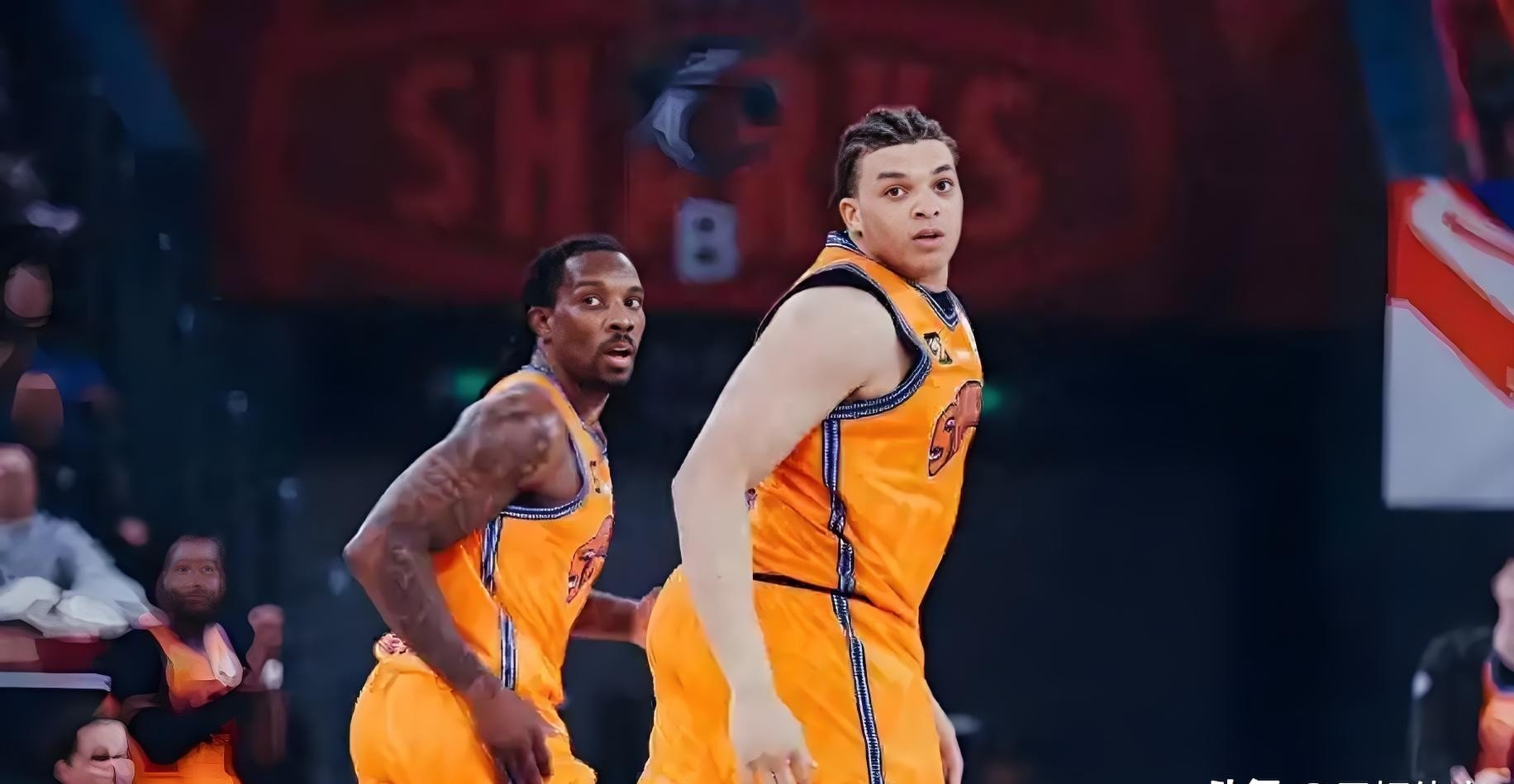 赛后NBA常规赛传出新动向，广东宏远更衣室发声，高层表态：形势明朗，官宣口径保持一致的简单介绍