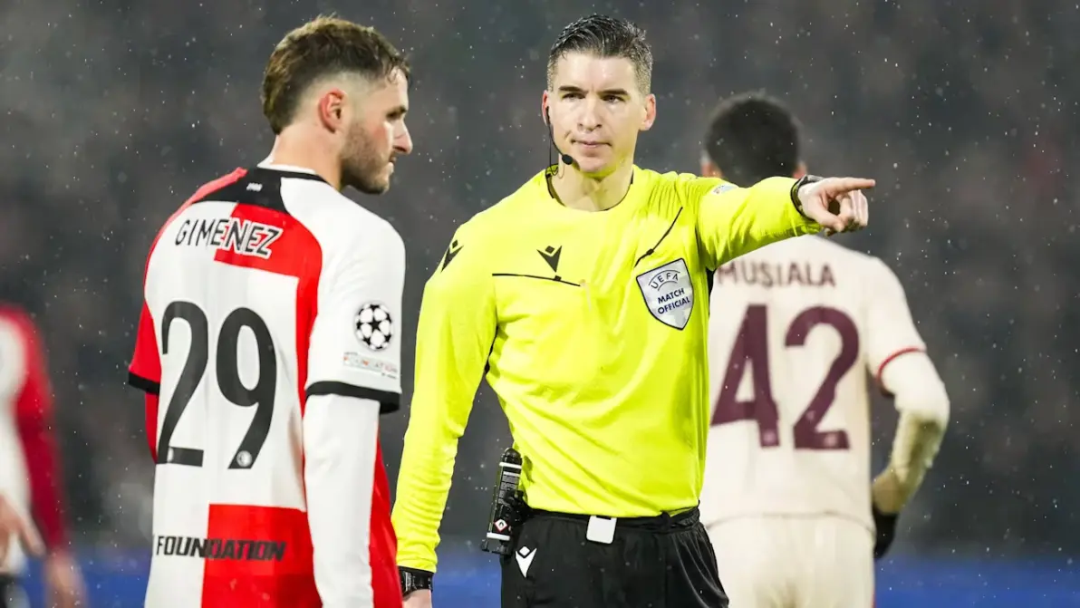 费耶诺德发布备战花絮，转会期外线爆发，德国杯任务艰巨，赛季目标并未改变(费耶诺德足球俱乐部)