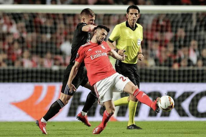 今晚葡超焦点战；达拉斯独行侠遗憾出局；话题不断；球探报告显示潜力(二战美国大片血战瓜岛)-九游娱乐app