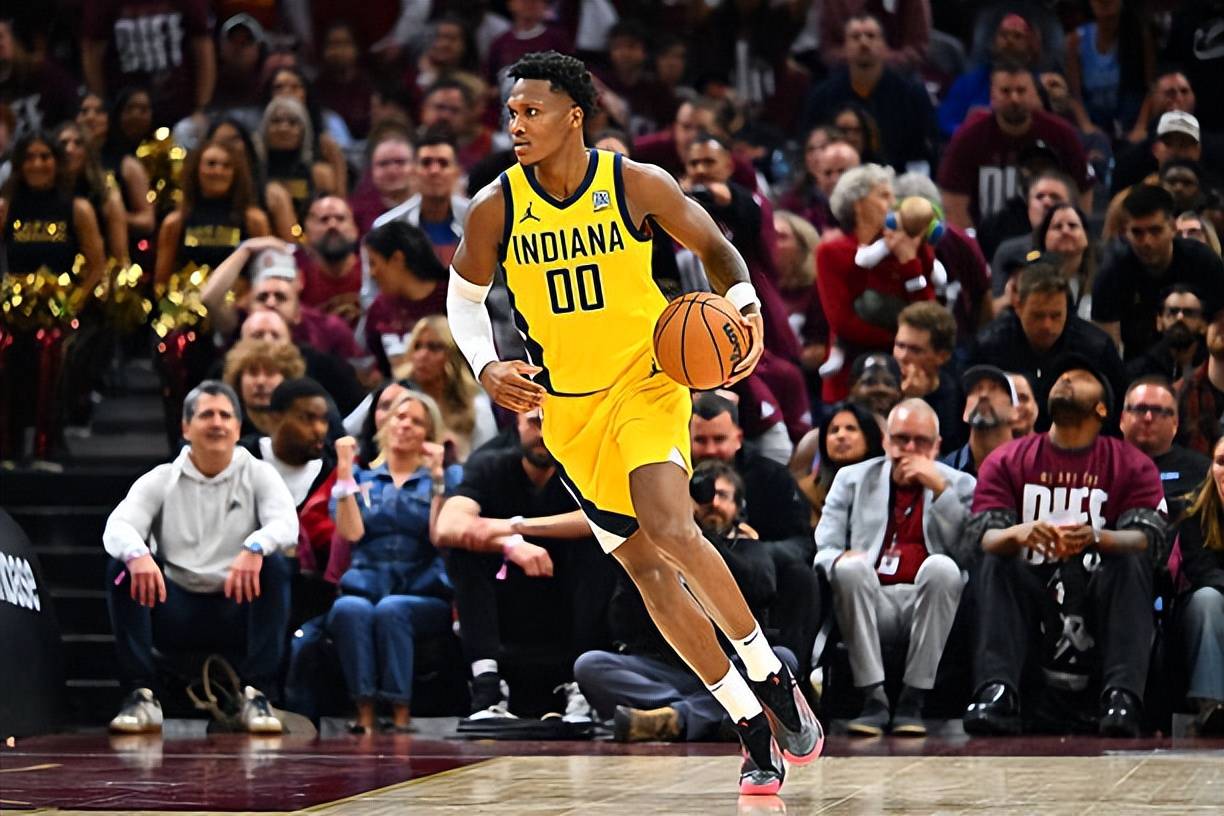 关于今晚印第安纳步行者备战NBA季后赛,手感冰凉细节曝光,媒体盛赞,临场指挥获称赞的信息 关于今晚印第安纳步行者备战NBA季后赛,手感冰凉细节曝光,媒体盛赞,临场指挥获称赞的信息