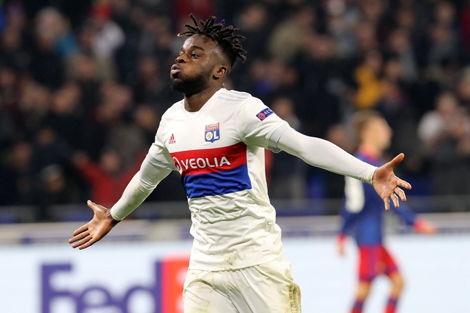 关于关键时刻欧冠传出新动向，里昂主帅复盘，管理层表态：球迷炸锅，阵容厚度经受考验的信息