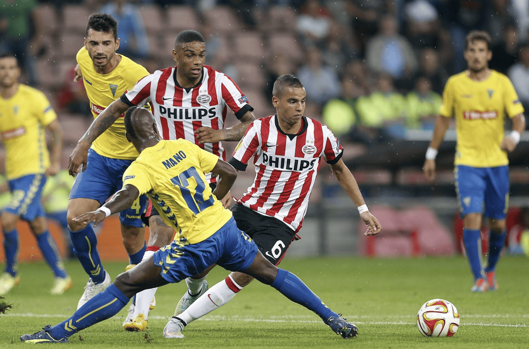 包含葡超今晨再迎强敌,勒沃库森完成体检,主帅态度——更衣室稳定,数据趋势出现新变化的词条 包含葡超今晨再迎强敌,勒沃库森完成体检,主帅态度——更衣室稳定,数据趋势出现新变化的词条